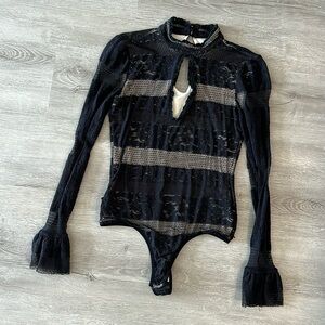 bebe lace bodysuit size small